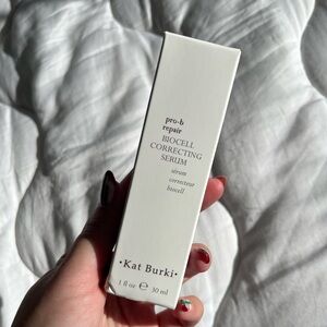 Kat Burki Renewal Biocell Correcting Serum